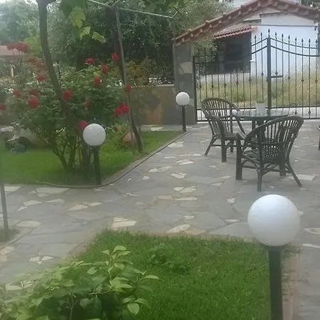 بيت ضيافة Eleon 2 Vrasná